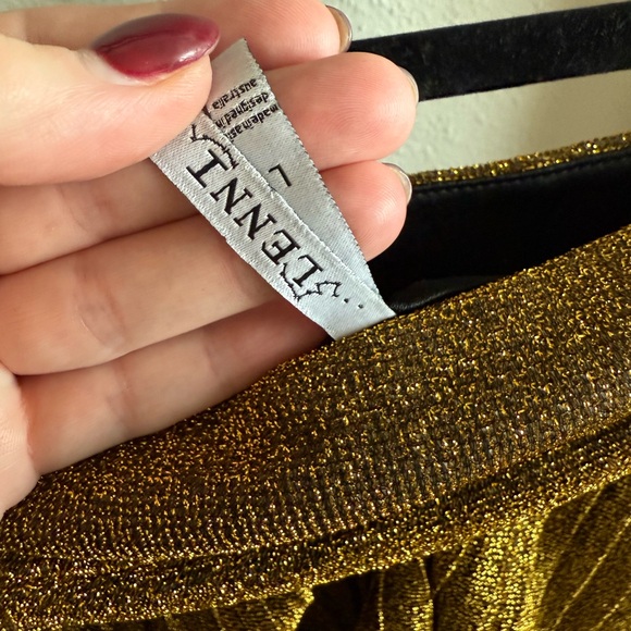 Lenni Pleated Gold Lurex Mini Skirt - Picture 3 of 5